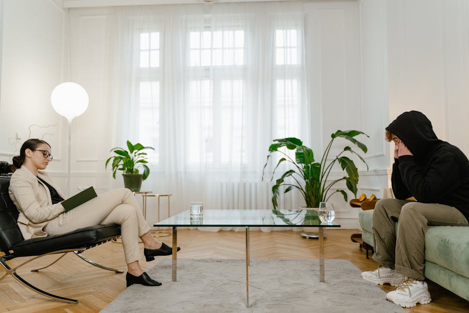 A therapist and patient in a comfortable integration session - Ketamine treatment program